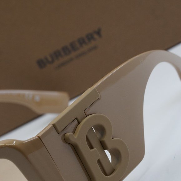 FINAL PRICE NEW BURBERRY BE4406U 399073 BEIGE LIGHT BROWN SUNGLASSES - Picture 4 of 11